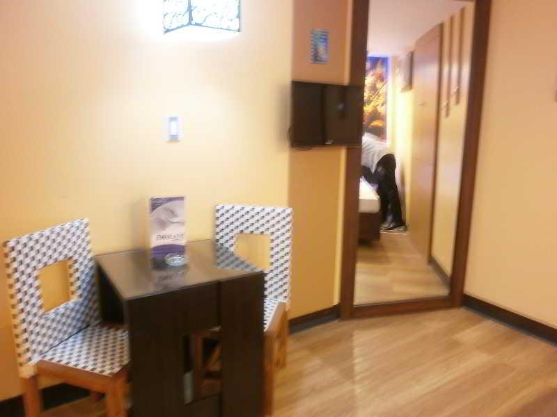 Hotel Dream World Las Piñas Kültér fotó